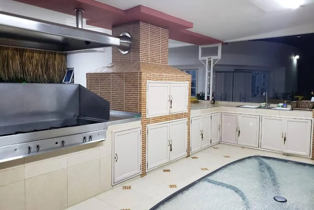 Camatajua Baru House, Casa Con Playa En Isla Baru Colombia