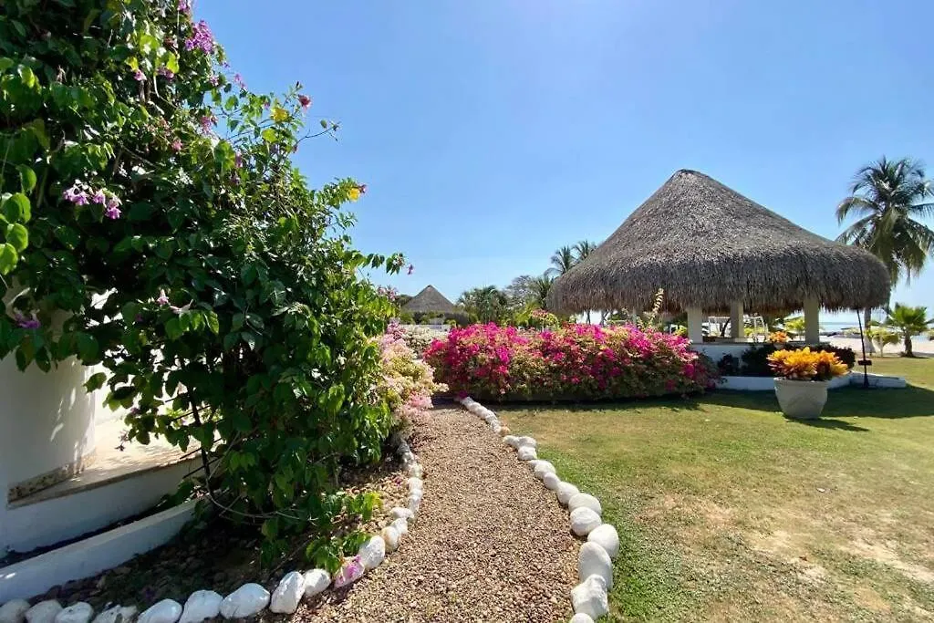 Camatajua Baru House, Casa Con Playa En Isla Baru Villa Cartagena